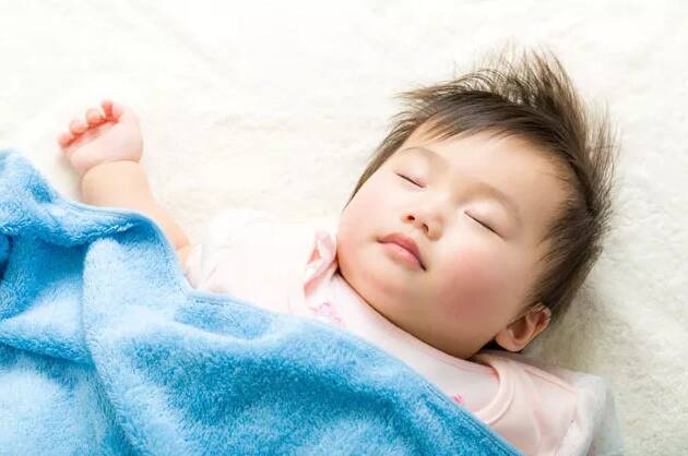 孩子睡觉睡不安稳怎么办 2022怎么培养孩子睡整觉