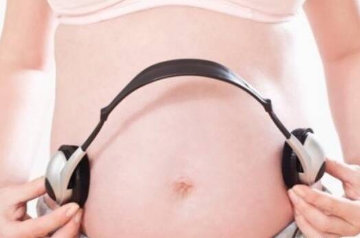 怀孕几个月可以进行胎教 胎教放什么音乐好