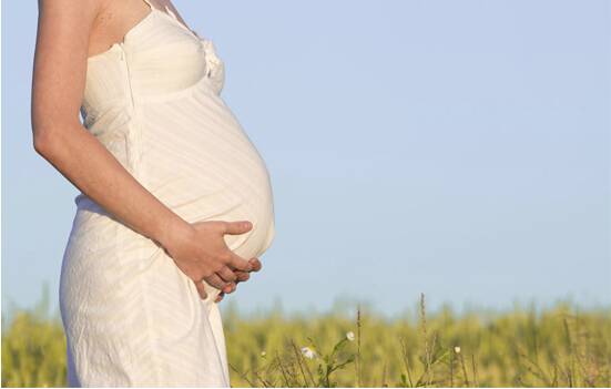 孕期拍照对宝宝有影响吗 会影响宝宝发育吗