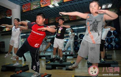 中国青少年近20%超重肥胖 为什么青少年容易肥胖