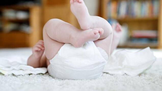 宝宝什么时候不需要穿纸尿裤 如何让宝宝逐渐摆脱纸尿裤