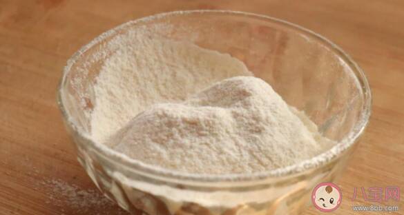全麦面粉和普通面粉哪个更好 常见面粉用处和区别