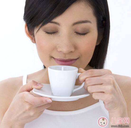哺乳期妈妈能喝茶吗 哺乳期能不能喝绿茶