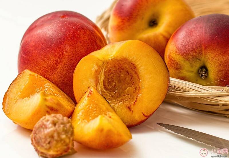 孕妇能吃油桃吗哺乳期能吃油桃吗 孕妇吃油桃的注意事项有哪些