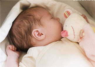 宝宝睡觉不安稳怎么办 如何提高孩子的睡眠质量2022