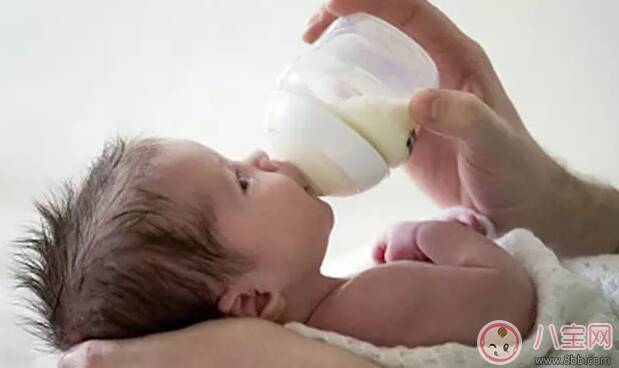 成年人可以喝母乳治疗贫血吗 女人喝母乳有什么好处吗可以补血吗