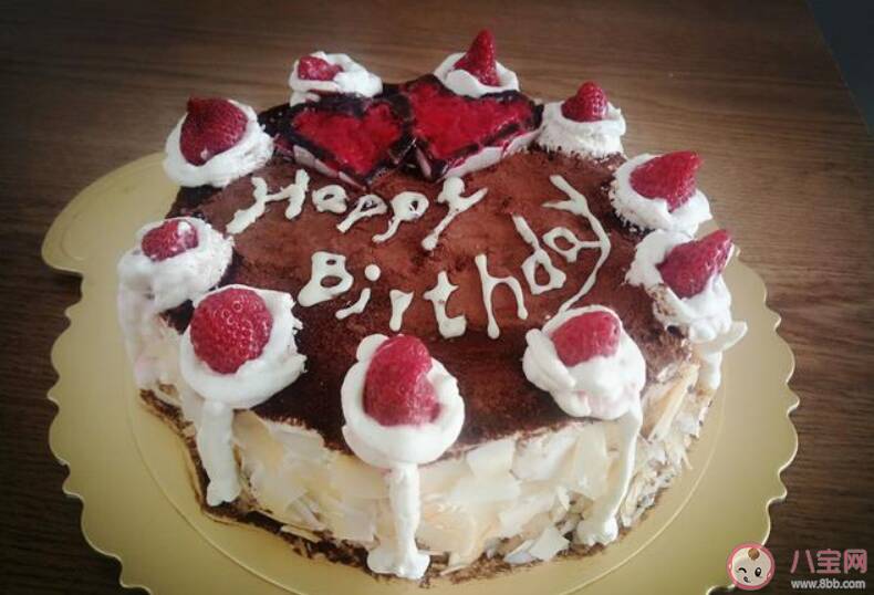 生日自己做蛋糕的心情说说 生日自己做蛋糕的心情句子