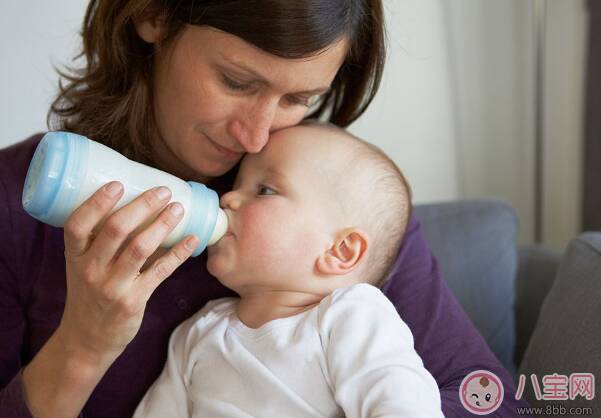 奶粉中哪些营养素对宝宝重要 不同品牌奶粉营养配方不同有什么区别